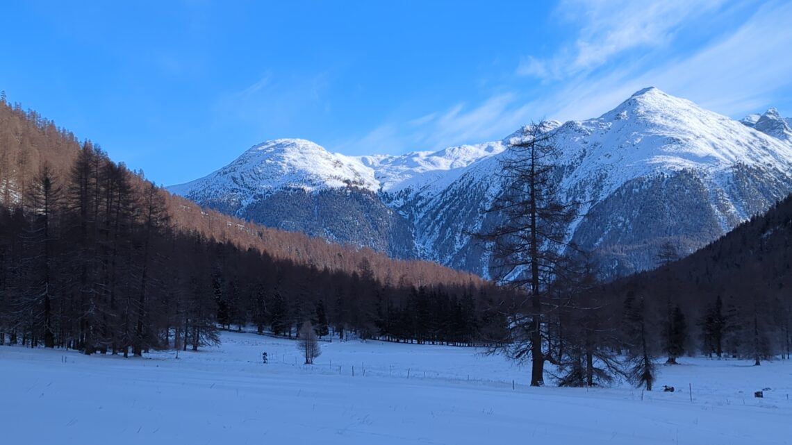 Winterspaß galore: Celerina – Samedan – Bever – Spinas und zurück